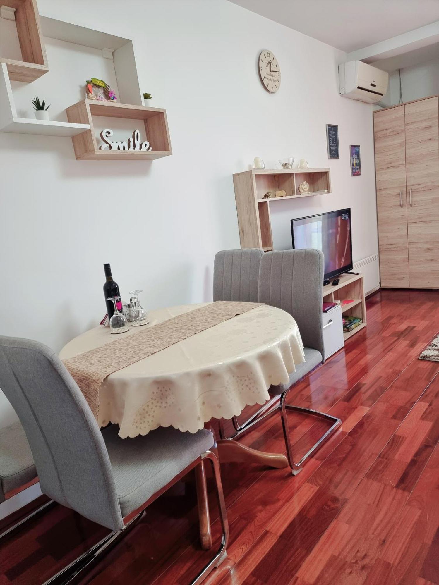 Apartman Temida Lux Vrnjačka Banja Esterno foto